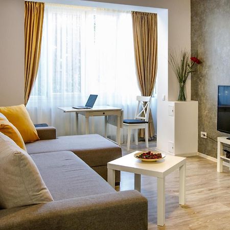 Aquarium Apartment Grivita Bucharest Exterior photo