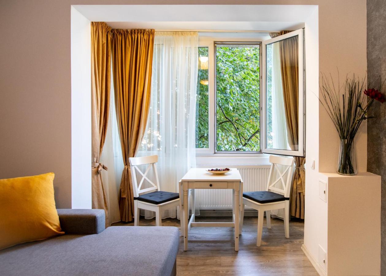 Aquarium Apartment Grivita Bucharest Exterior photo