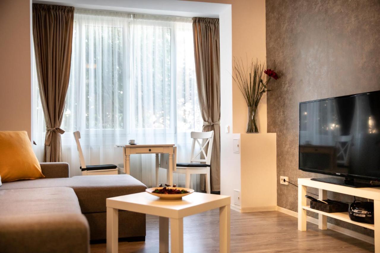Aquarium Apartment Grivita Bucharest Exterior photo