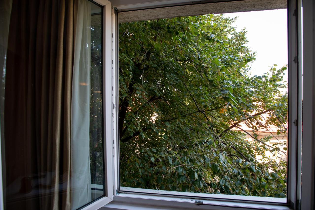 Aquarium Apartment Grivita Bucharest Exterior photo