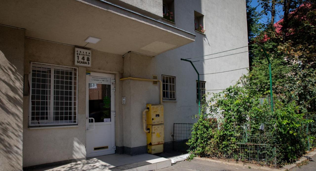 Aquarium Apartment Grivita Bucharest Exterior photo